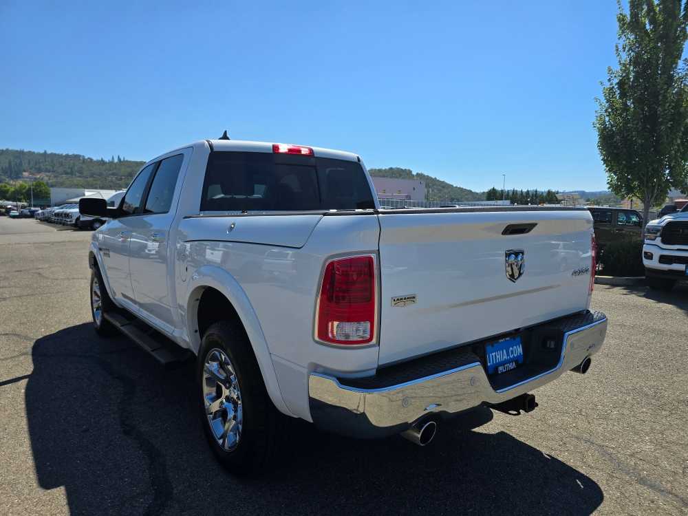 2017 Ram 1500 Laramie photo 2