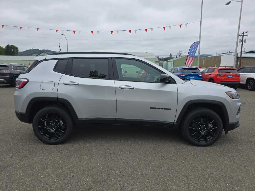 Thumbnail: 2026 Jeep Compass - 6