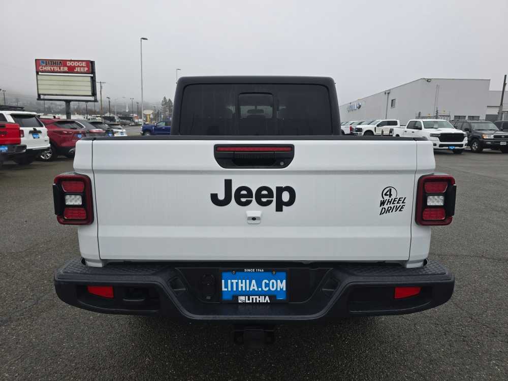 Thumbnail: 2022 Jeep Gladiator - 4