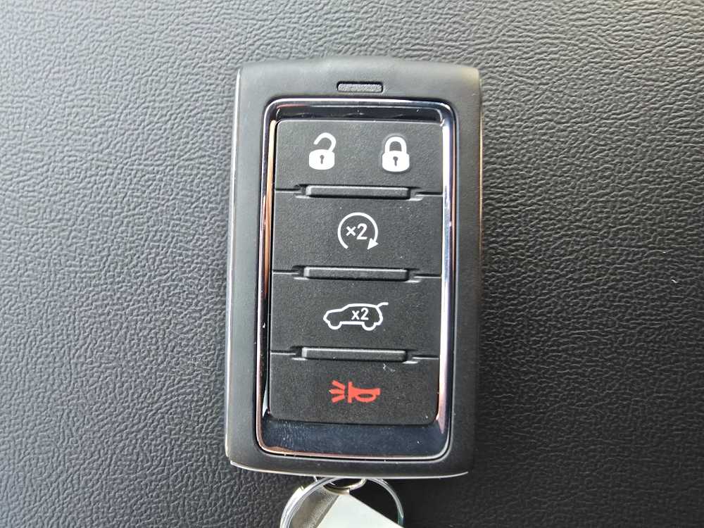 Thumbnail: 2025 Jeep Grand Cherokee - 21