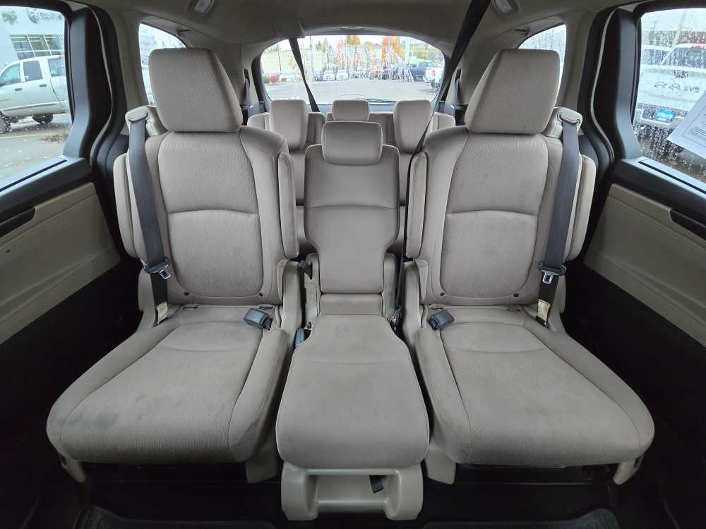 Thumbnail: 2019 Honda Odyssey - 18