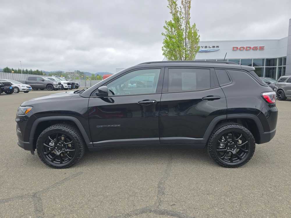 Thumbnail: 2022 Jeep Compass - 2
