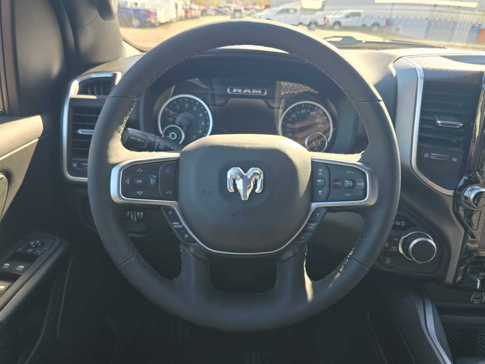 Thumbnail: 2026 RAM 1500 - 11