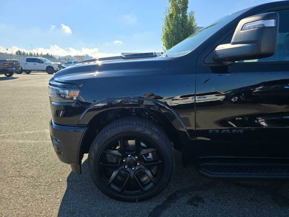 Thumbnail: 2026 RAM 1500 - 18