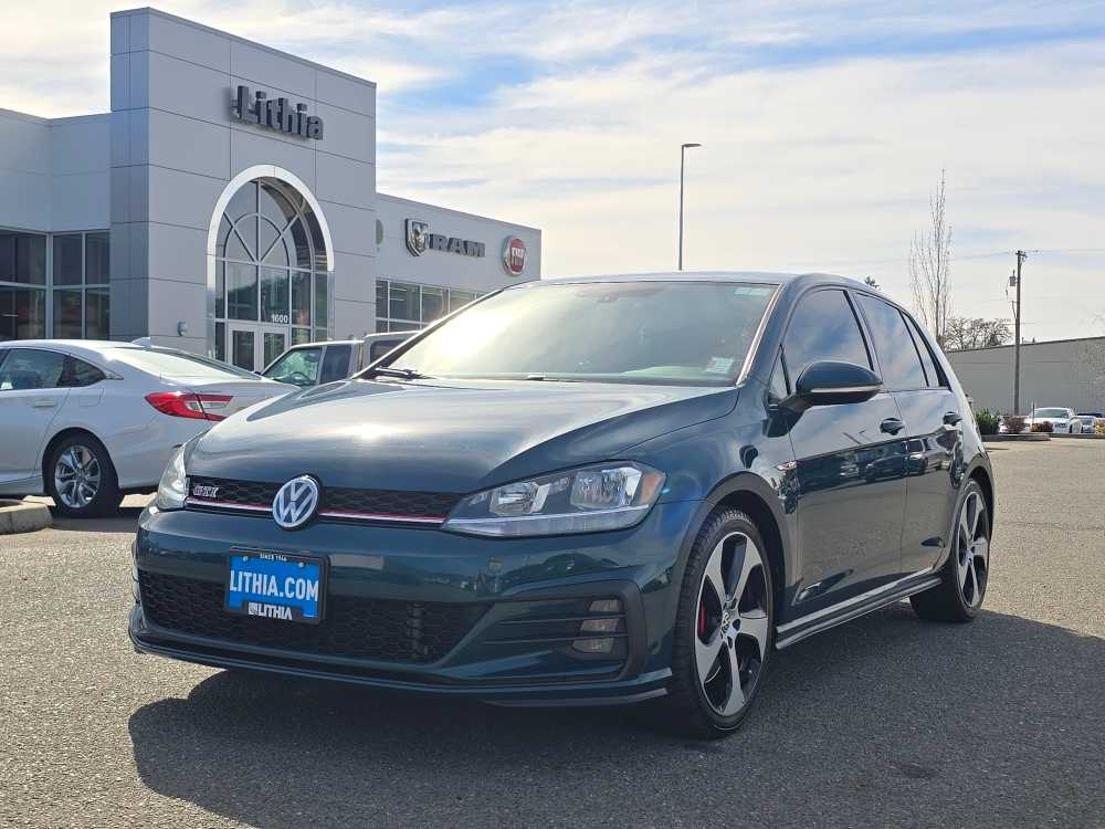 Thumbnail: 2019 Volkswagen Golf - 1