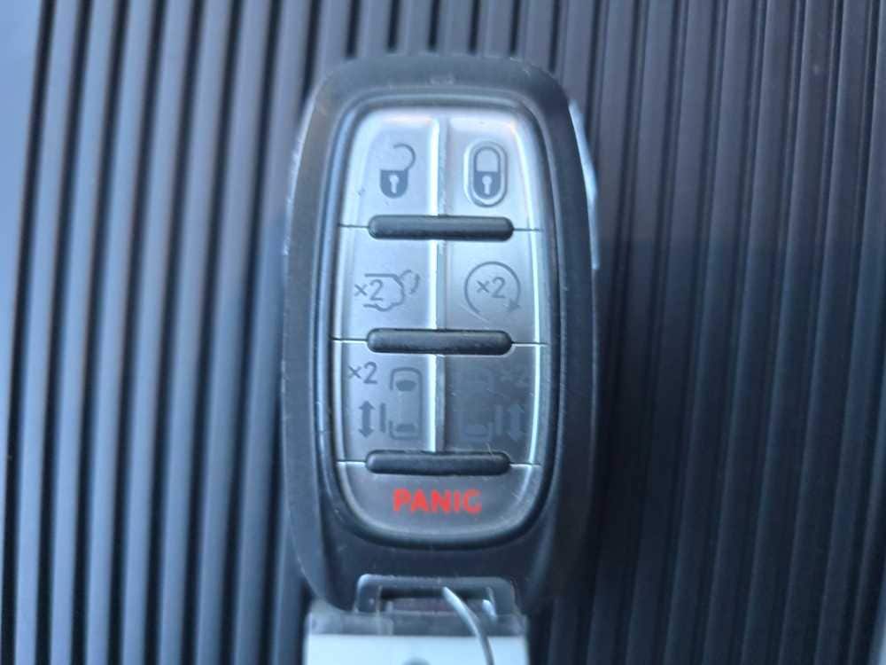 Thumbnail: 2020 Chrysler Pacifica - 22