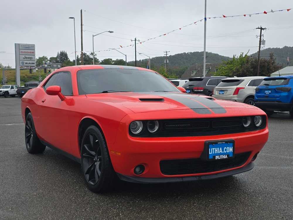 Thumbnail: 2017 Dodge Challenger - 7