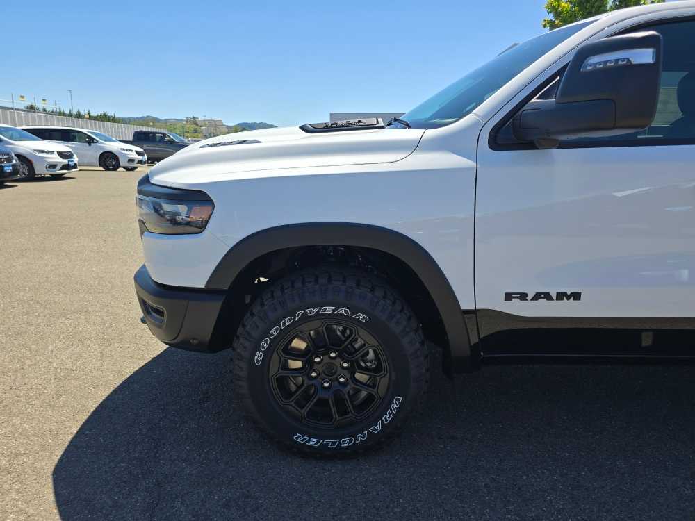 Thumbnail: 2026 RAM 1500 - 18
