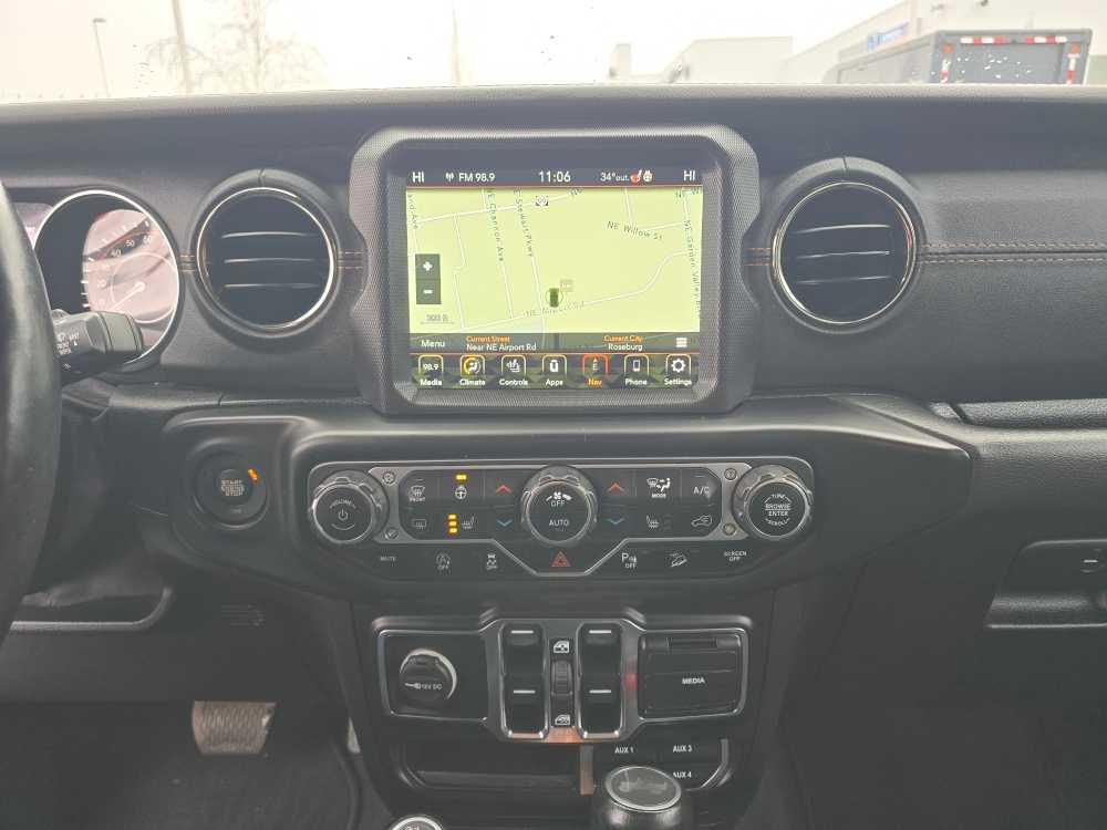 Thumbnail: 2021 Jeep Wrangler - 12