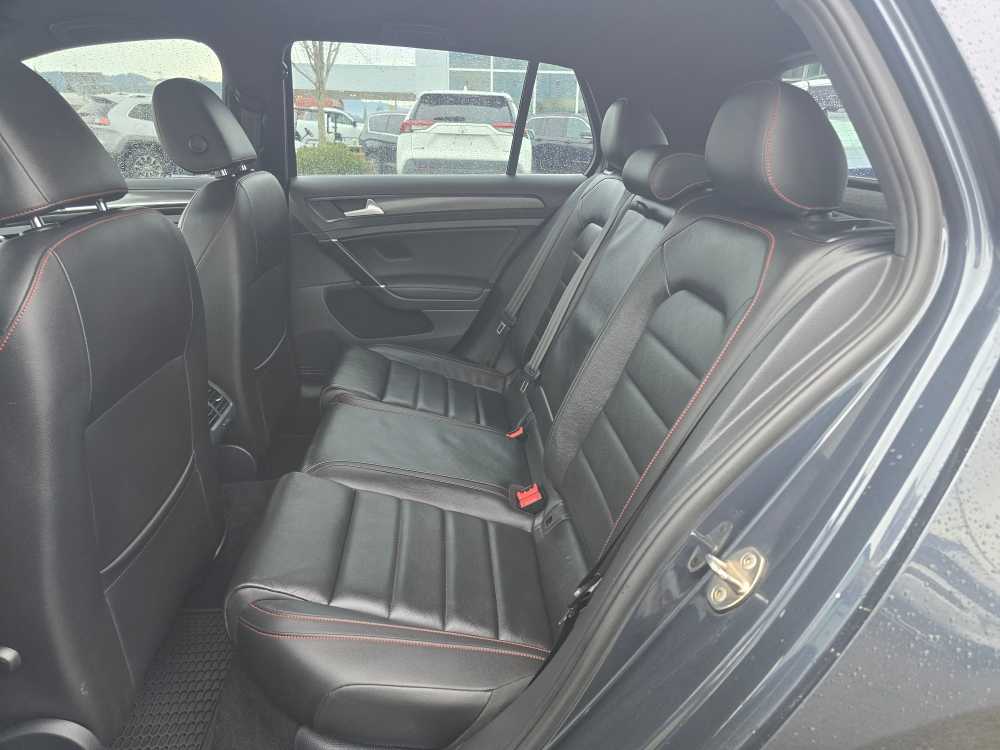 Thumbnail: 2021 Volkswagen Golf - 16