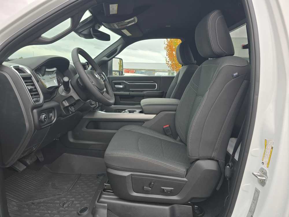 Thumbnail: 2026 RAM 2500 - 9