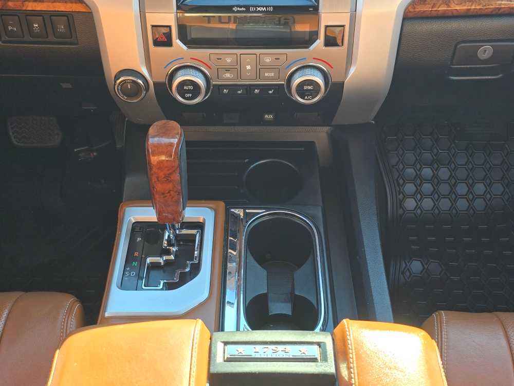 Thumbnail: 2014 Toyota Tundra - 13