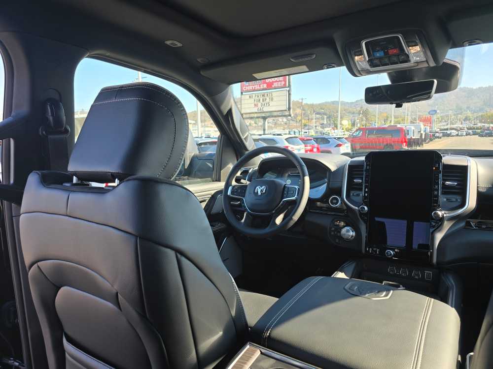 Thumbnail: 2026 RAM 1500 - 10