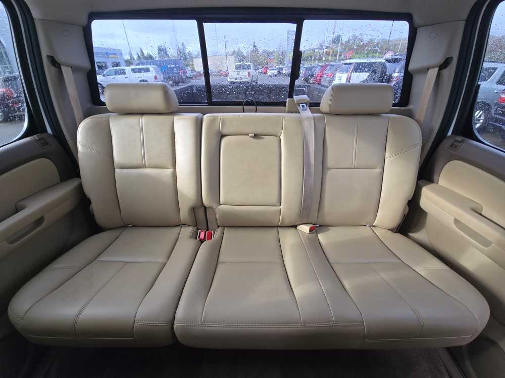 Thumbnail: 2011 Chevrolet Silverado 3500 - 17