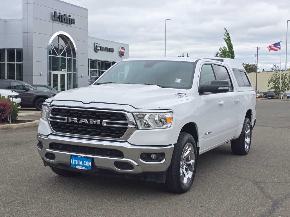 2022 RAM 1500 Big Horn/Lone Star 4x4 Crew Cab 5'7's photo