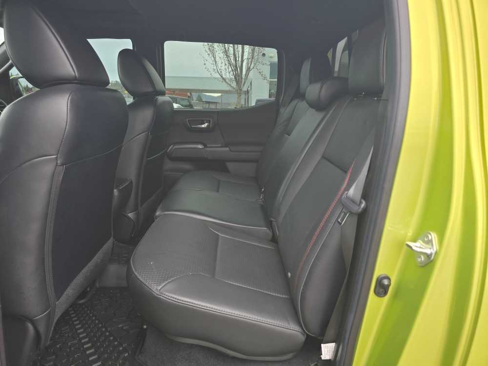 Thumbnail: 2022 Toyota Tacoma - 16