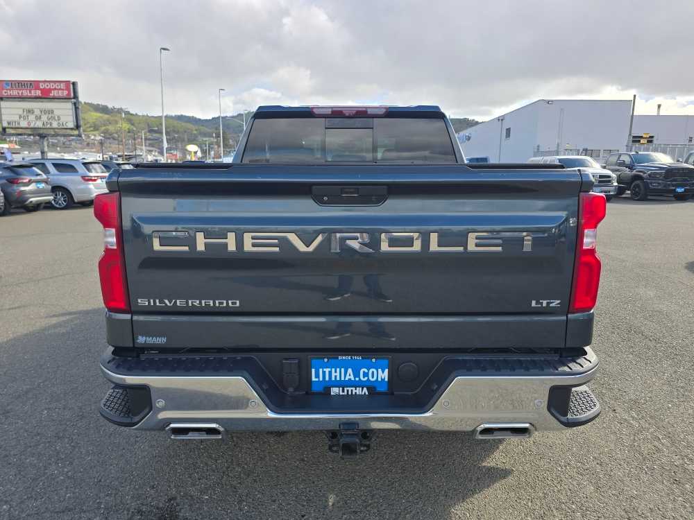 Thumbnail: 2020 Chevrolet Silverado 1500 - 4
