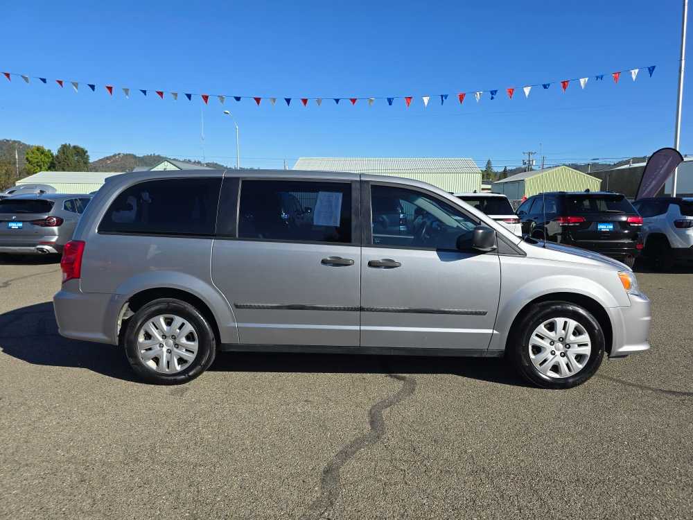 Thumbnail: 2015 Dodge Grand Caravan - 6