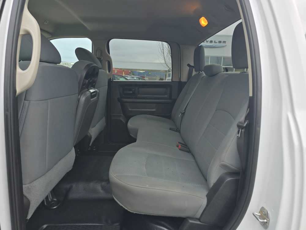 Thumbnail: 2019 RAM 1500 Classic - 17