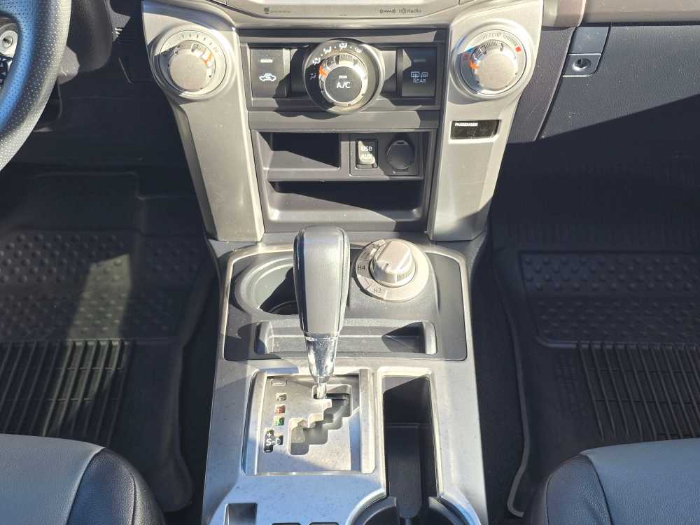 Thumbnail: 2018 Toyota 4Runner - 13