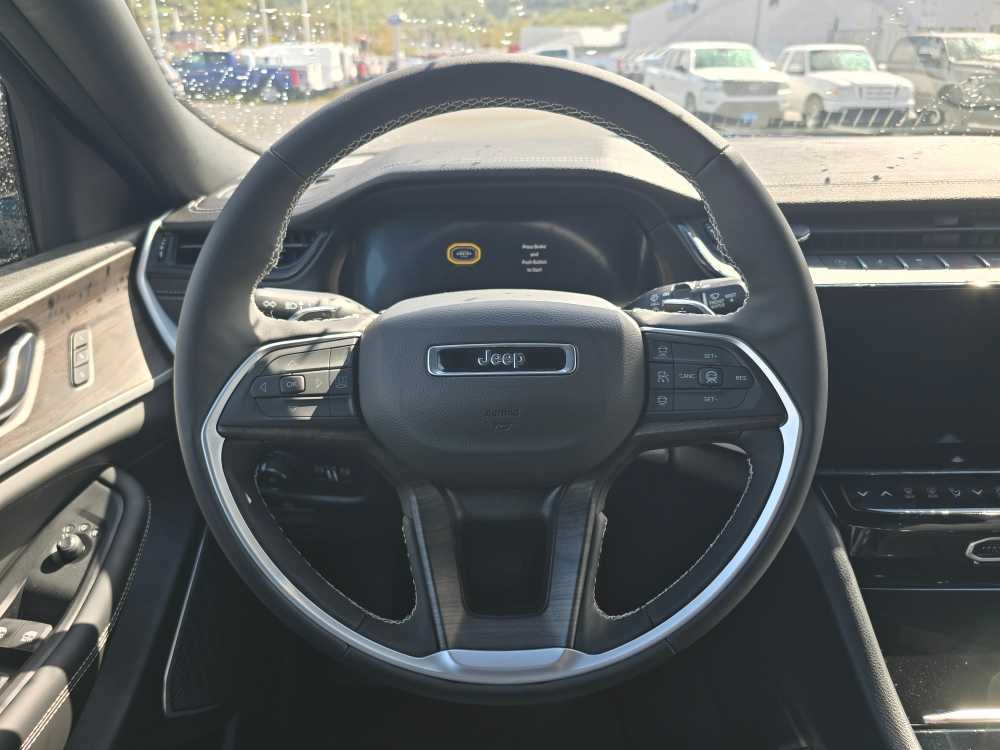 Thumbnail: 2026 Jeep Grand Cherokee - 11