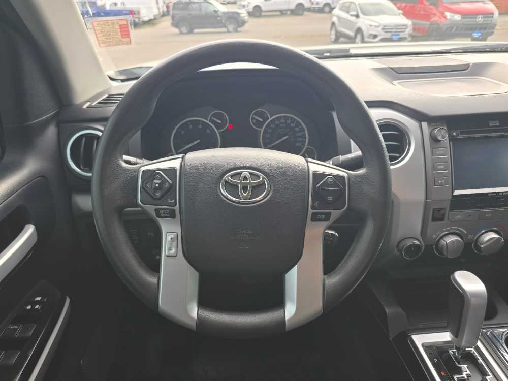 Thumbnail: 2014 Toyota Tundra - 11