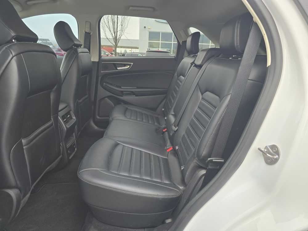 Thumbnail: 2023 Ford Edge - 16