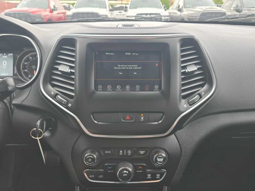 Thumbnail: 2021 Jeep Cherokee - 12