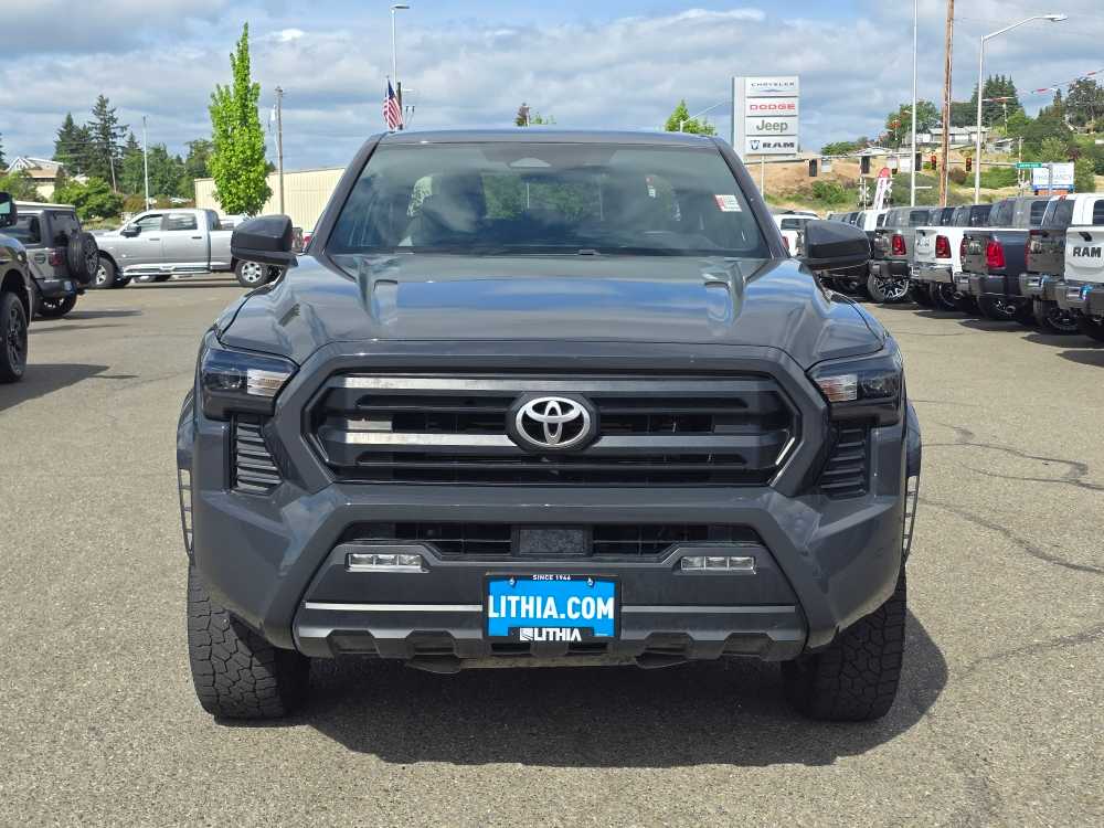 Thumbnail: 2024 Toyota Tacoma - 7