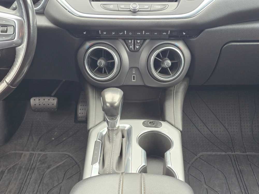 Thumbnail: 2019 Chevrolet Blazer - 13