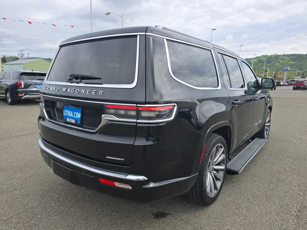 Thumbnail: 2023 Jeep Grand Wagoneer - 5
