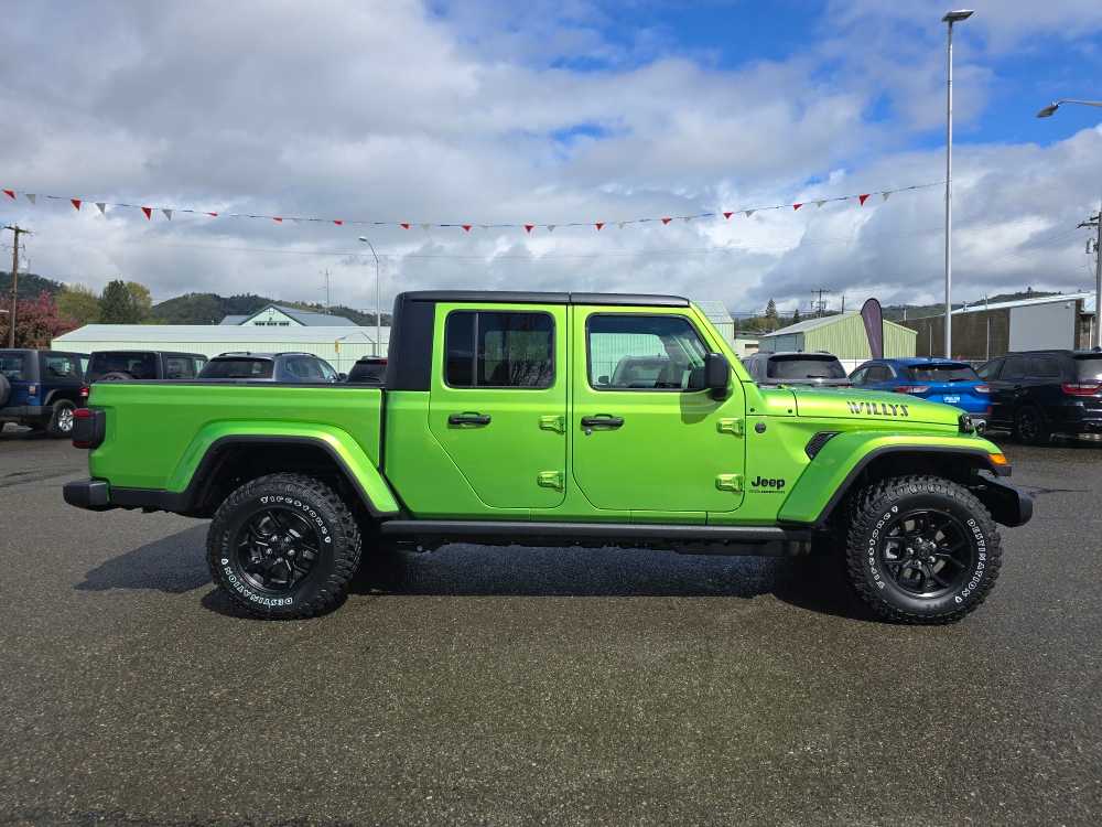 Thumbnail: 2026 Jeep Gladiator - 6