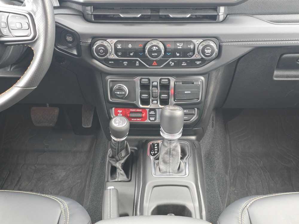 Thumbnail: 2024 Jeep Wrangler - 13