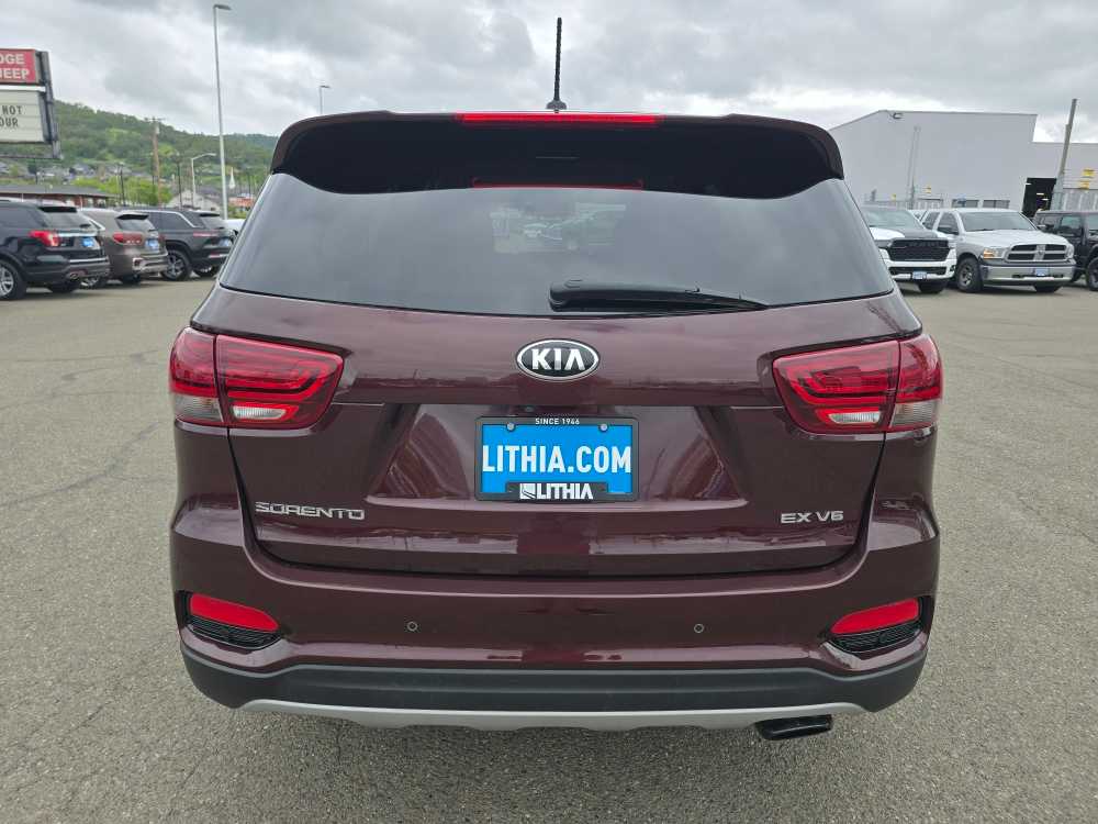 Thumbnail: 2020 Kia Sorento - 4