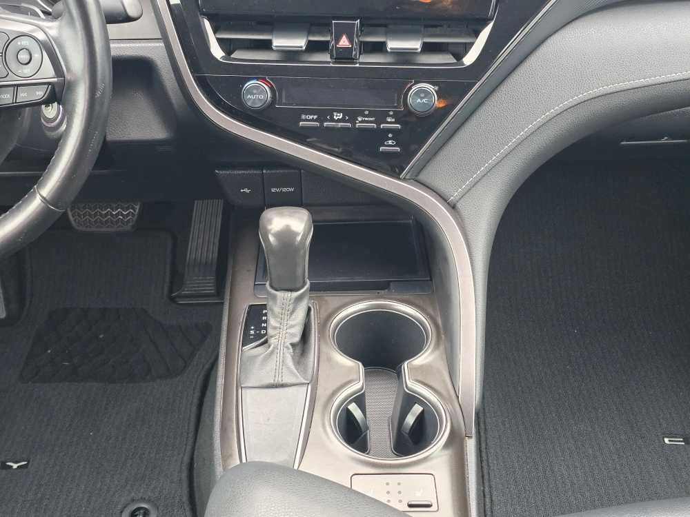 Thumbnail: 2021 Toyota Camry - 13