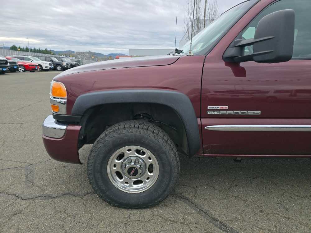 Thumbnail: 2003 GMC Sierra 2500 - 6
