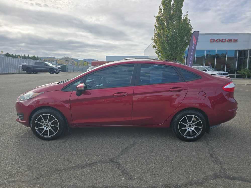 Used 2016 Ford Fiesta SE with VIN 3FADP4BE1GM174444 for sale in Roseburg, OR