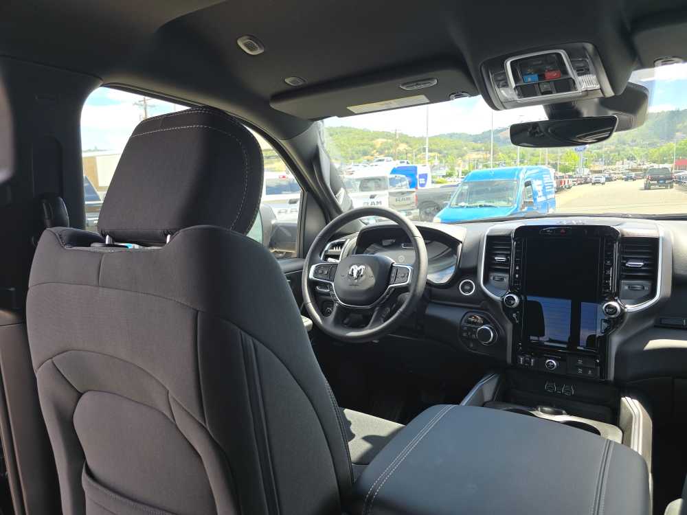 Thumbnail: 2026 RAM 1500 - 10