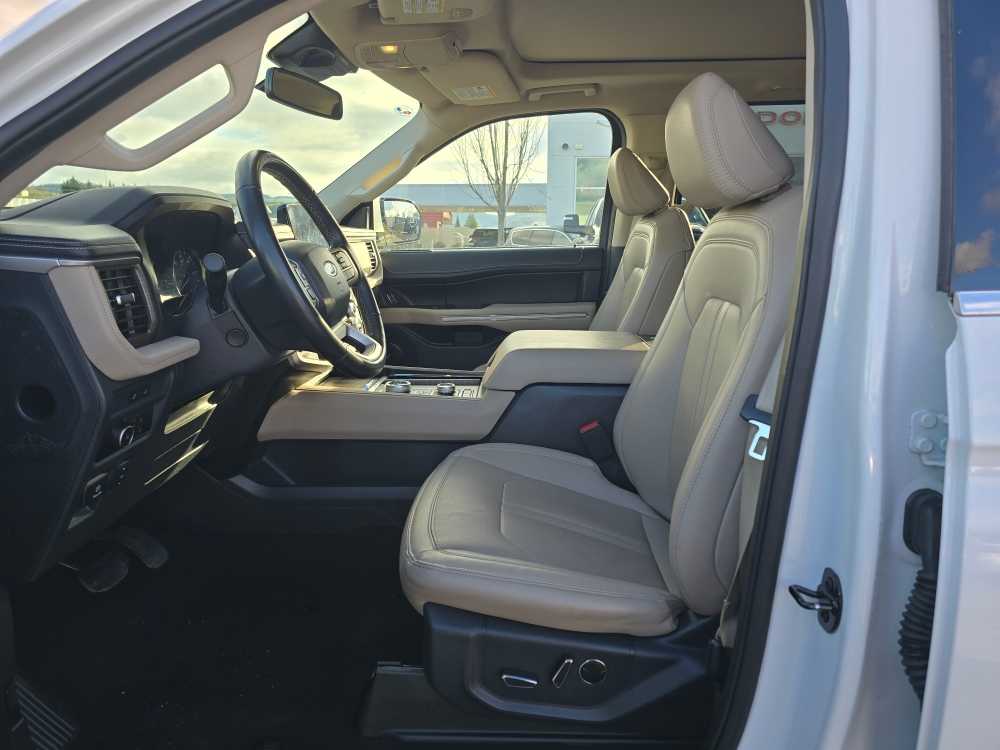 Thumbnail: 2024 Ford Expedition - 9