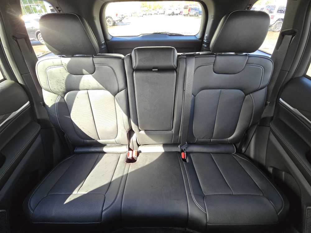 Thumbnail: 2026 Jeep Grand Cherokee - 17