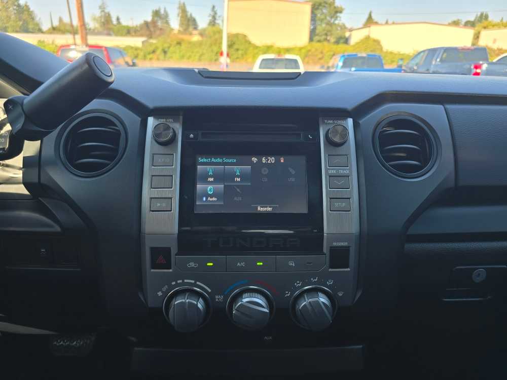 Thumbnail: 2014 Toyota Tundra - 13