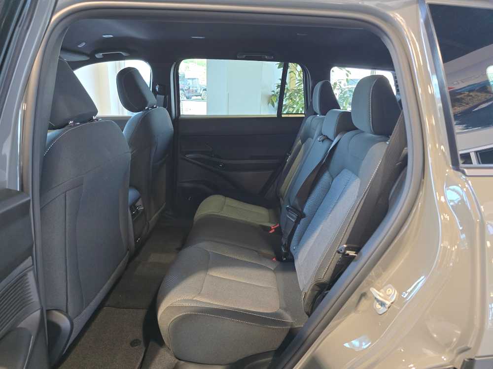 Thumbnail: 2026 Jeep Cherokee - 16
