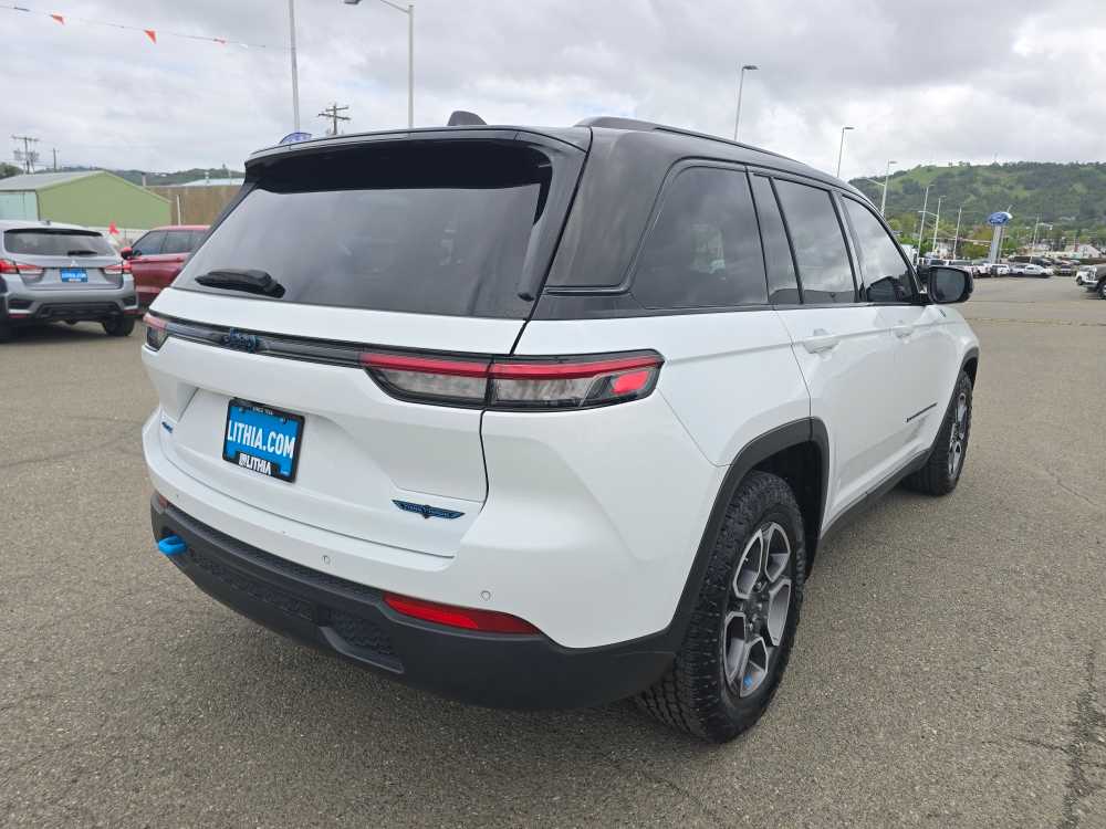 Thumbnail: 2023 Jeep Grand Cherokee - 5