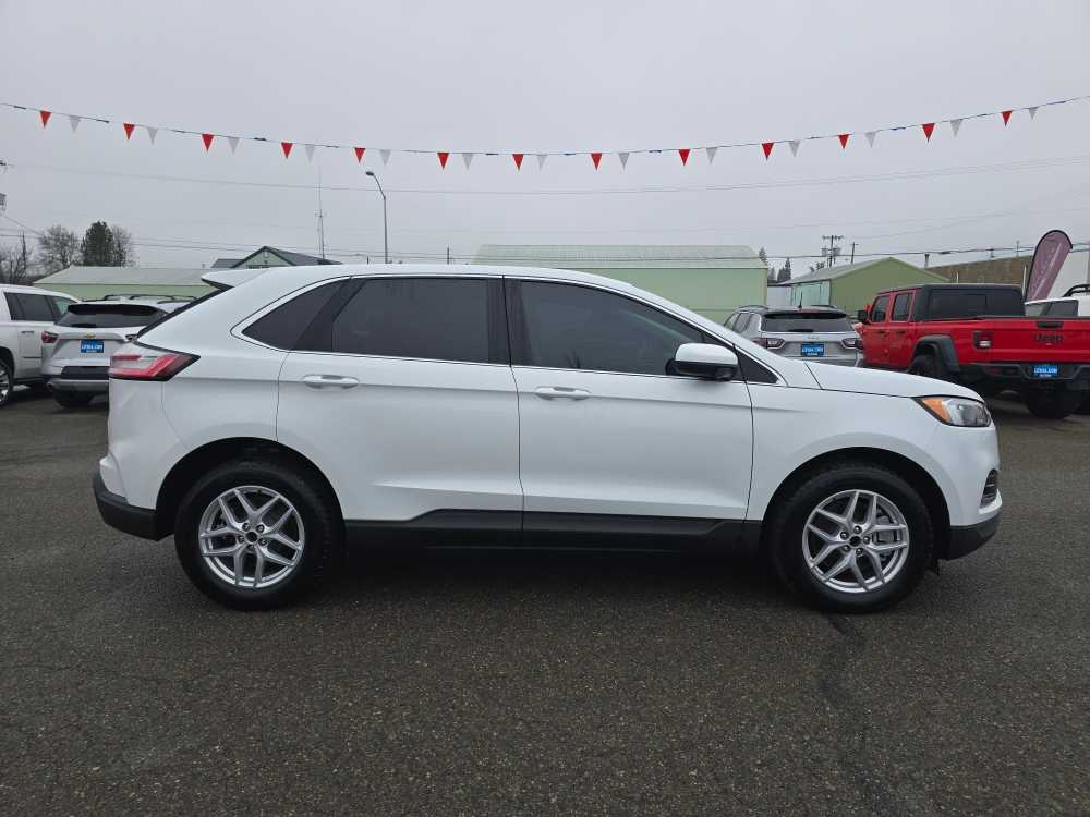 Thumbnail: 2023 Ford Edge - 6