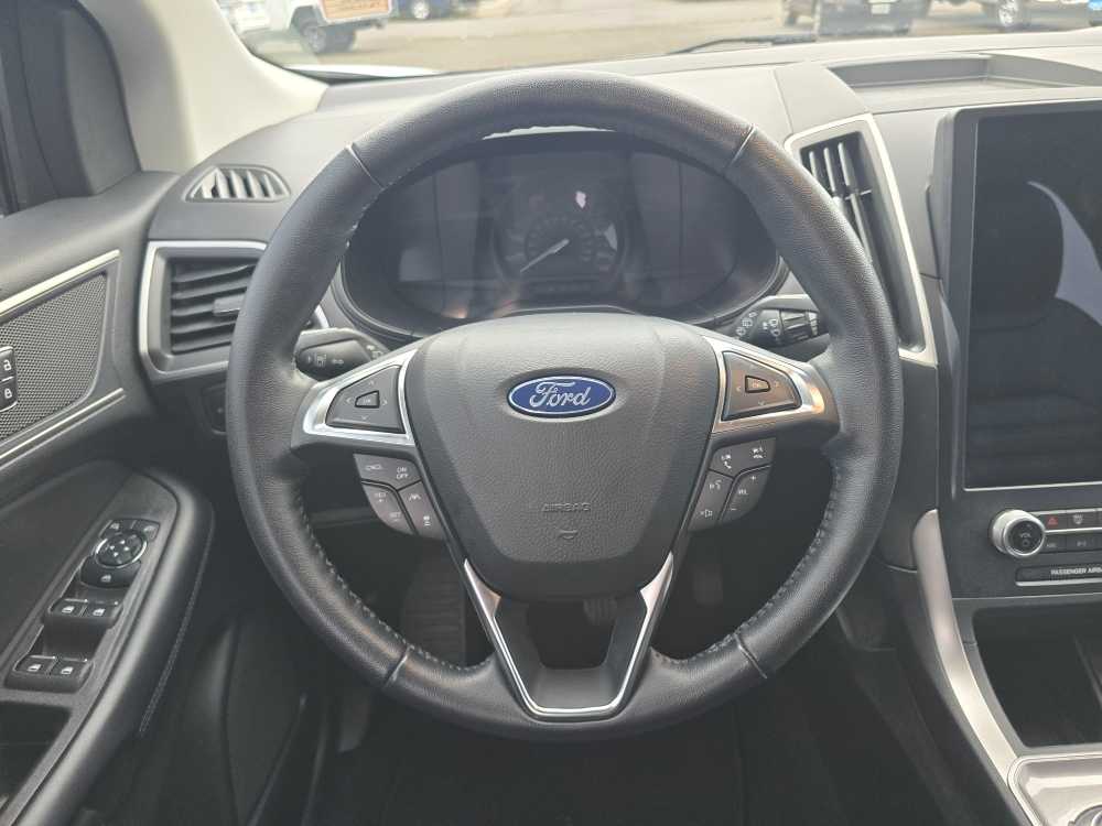 Thumbnail: 2023 Ford Edge - 11