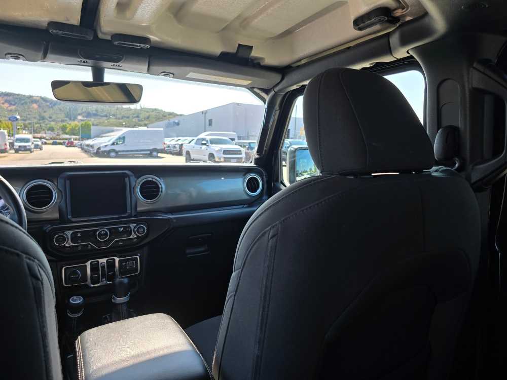 Thumbnail: 2023 Jeep Wrangler - 14