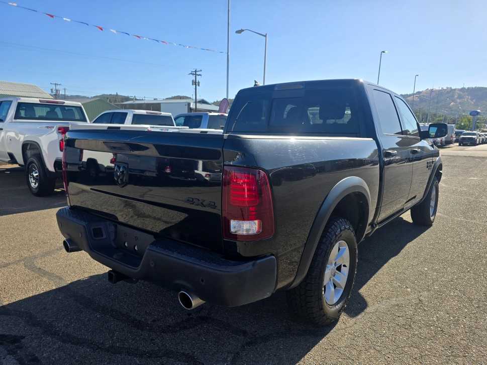 Thumbnail: 2021 RAM 1500 Classic - 3
