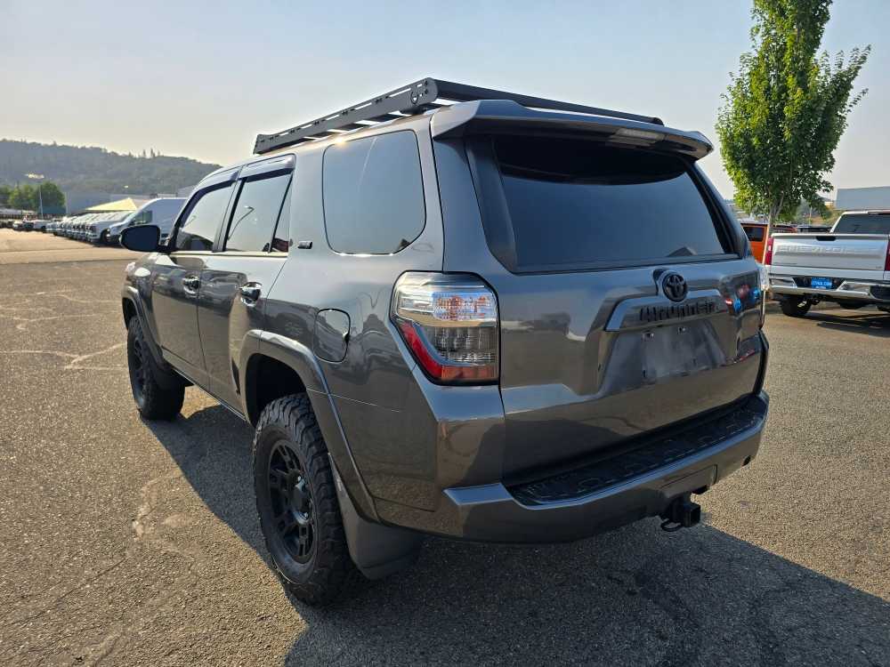 Thumbnail: 2021 Toyota 4Runner - 2