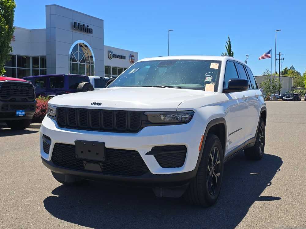 Thumbnail: 2024 Jeep Grand Cherokee - 7