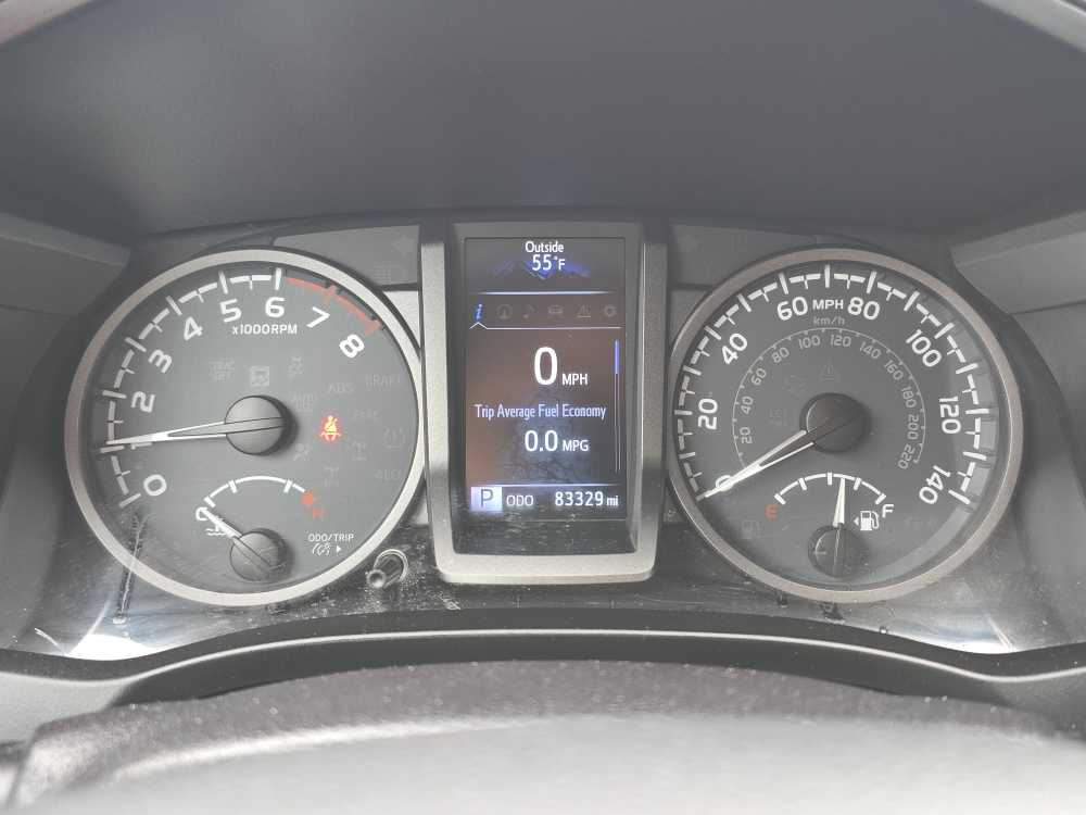 Thumbnail: 2016 Toyota Tacoma - 21